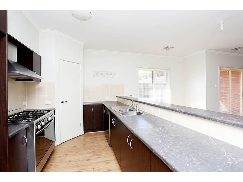 42 Franklin Avenue, Mawson Lakes SA 5095