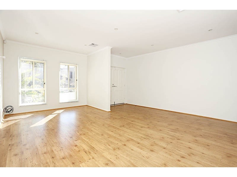 42 Franklin Avenue, Mawson Lakes SA 5095