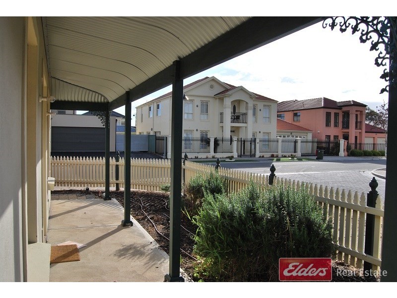 1 Shipsters Lane, Mawson Lakes SA 5095