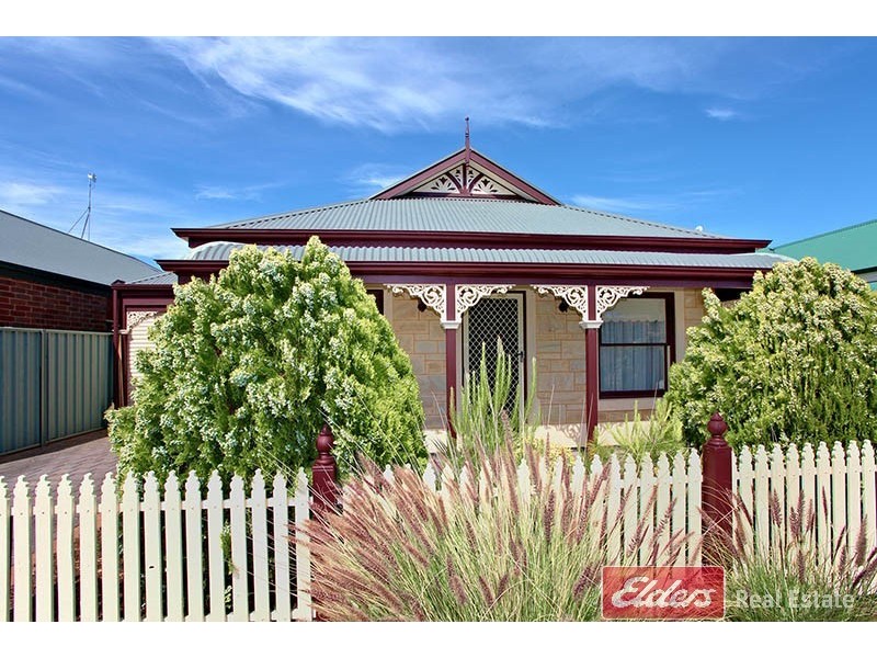 12 Prion Circuit, Mawson Lakes SA 5095