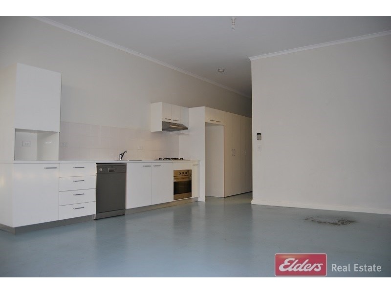 21 Mackenzie Circuit, Mawson Lakes SA 5095