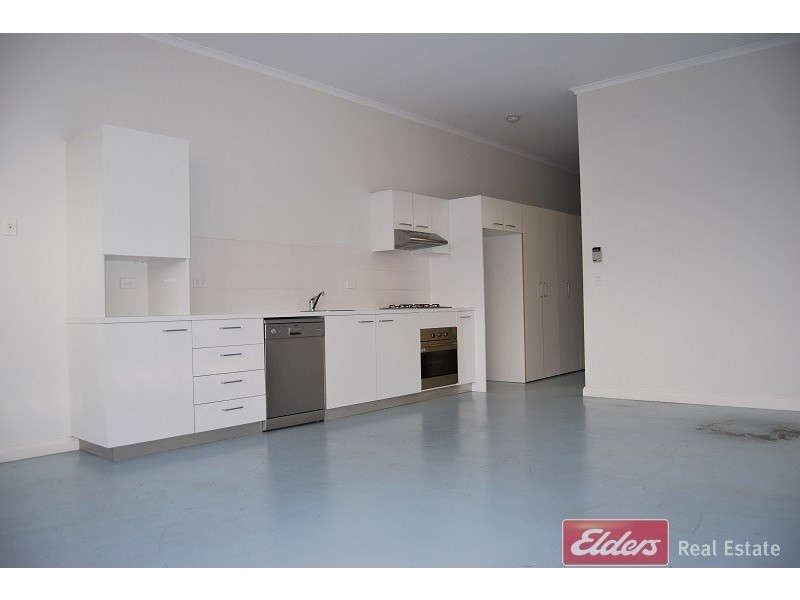 21 Mackenzie Circuit, Mawson Lakes SA 5095