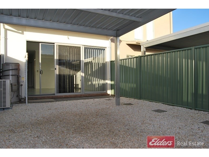 21 Mackenzie Circuit, Mawson Lakes SA 5095