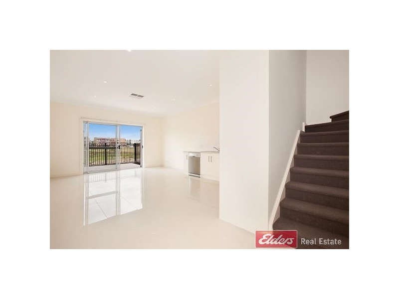 84 Harvey Circuit, Mawson Lakes SA 5095