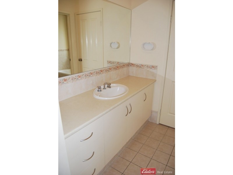 25 Baird Street, Mawson Lakes SA 5095