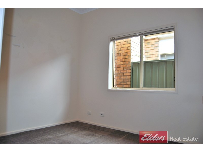 13 Sandpiper Chase, Mawson Lakes SA 5095