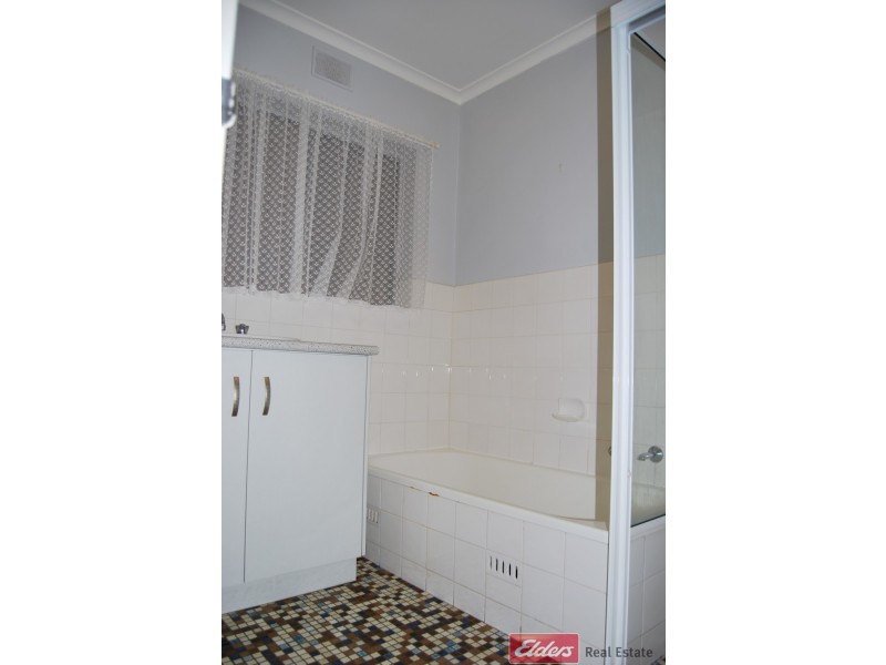 2/28-30 Ceafield Road, Para Hills West SA 5096