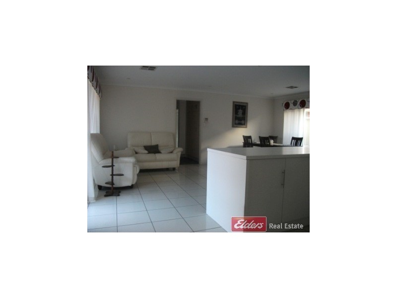 21 Springbank Boulevard, Burton SA 5110