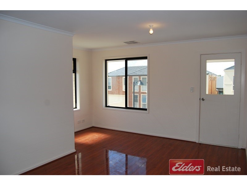 9 Antigua Court, Mawson Lakes SA 5095