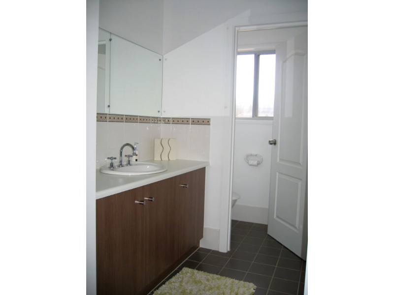 51 Lord Howe Crescent, Mawson Lakes SA 5095