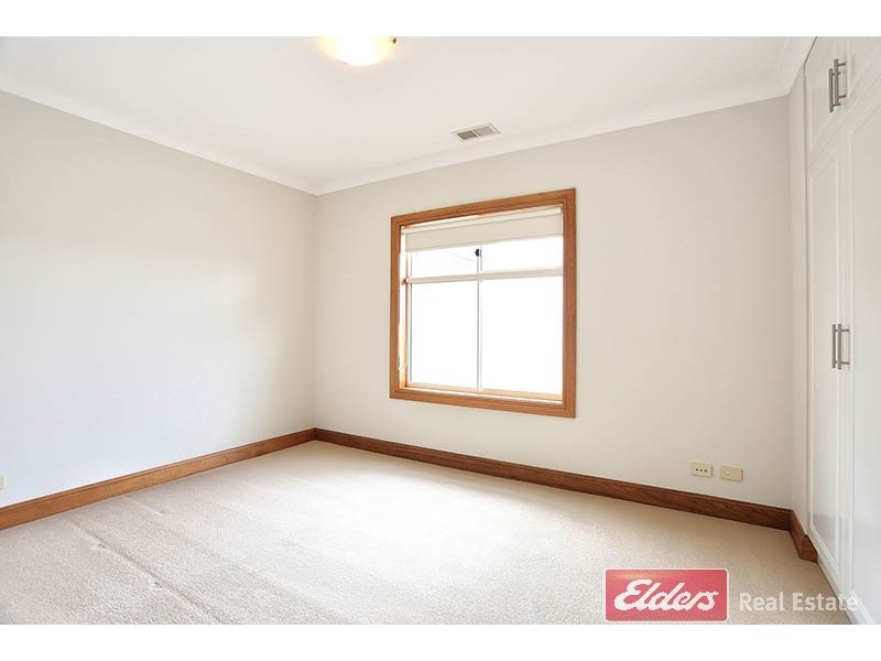 22 Lomond Circuit, Mawson Lakes SA 5095