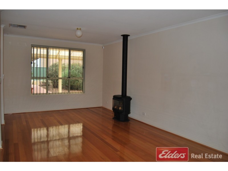 10 Gannet Street, Mawson Lakes SA 5095