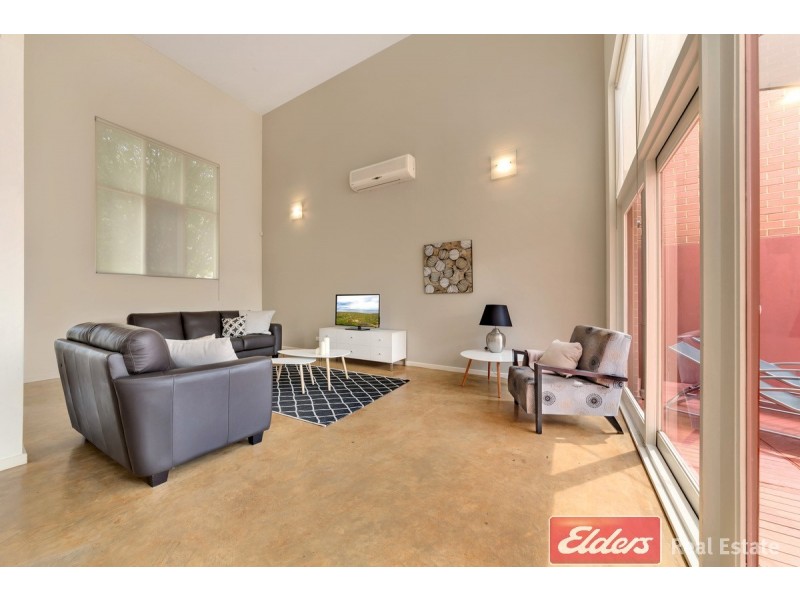 10 Cherry Lane, Mawson Lakes SA 5095