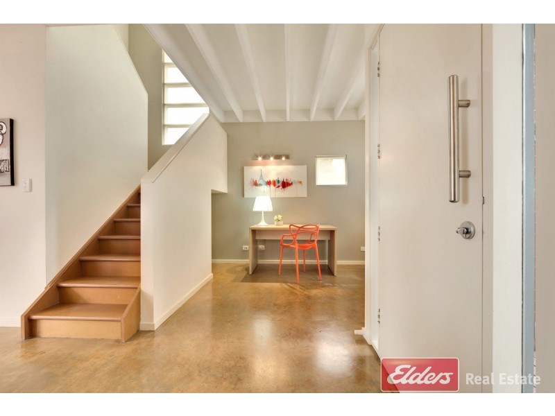 10 Cherry Lane, Mawson Lakes SA 5095