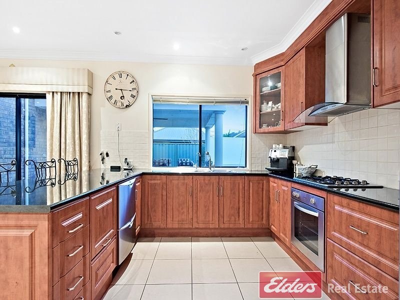 137 Shoalhaven Circuit, Mawson Lakes SA 5095
