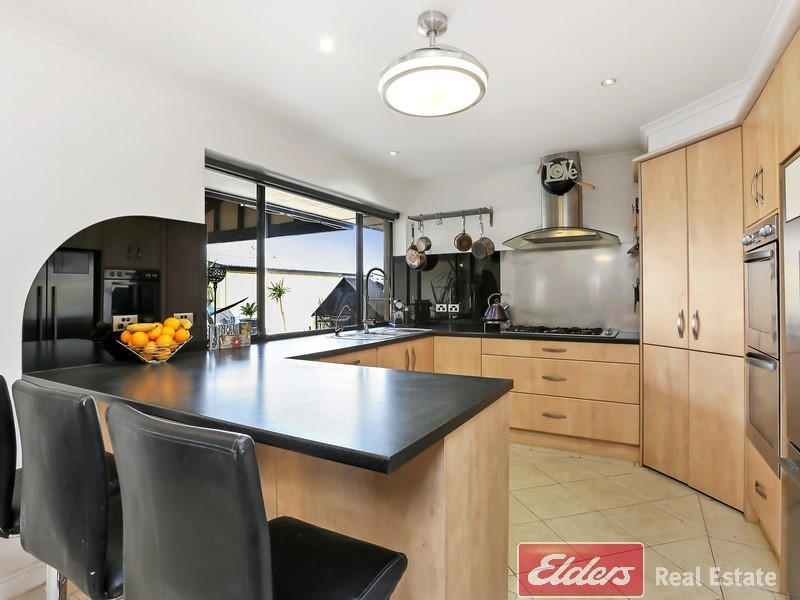 37 Carney Close, Salisbury Plain SA 5109