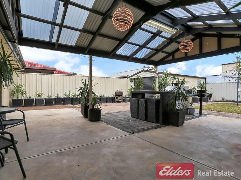 37 Carney Close, Salisbury Plain SA 5109