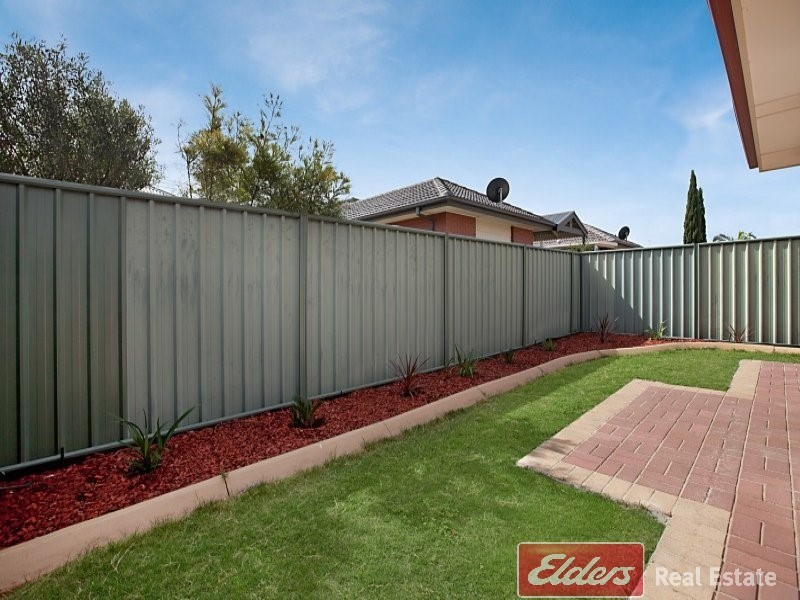 11 Mallard Crescent, Mawson Lakes SA 5095