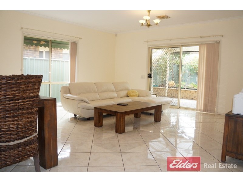 4 Hamilton Place, Mawson Lakes SA 5095