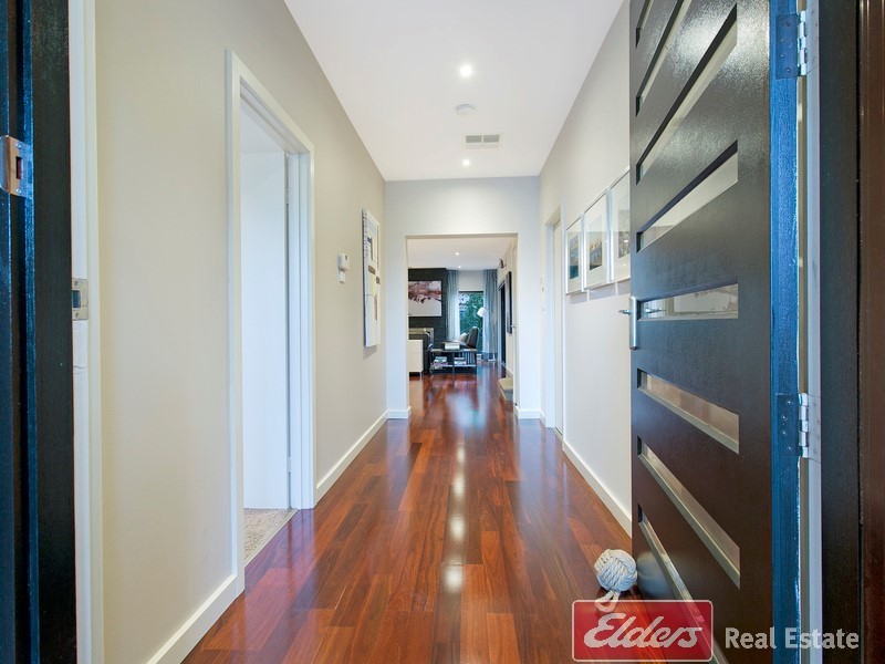 8 Gomera Street, Mawson Lakes SA 5095