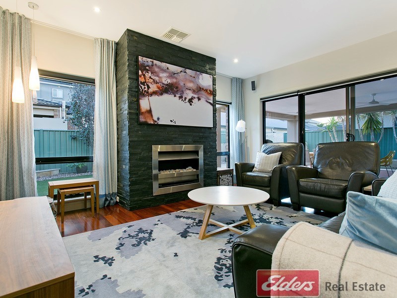 8 Gomera Street, Mawson Lakes SA 5095