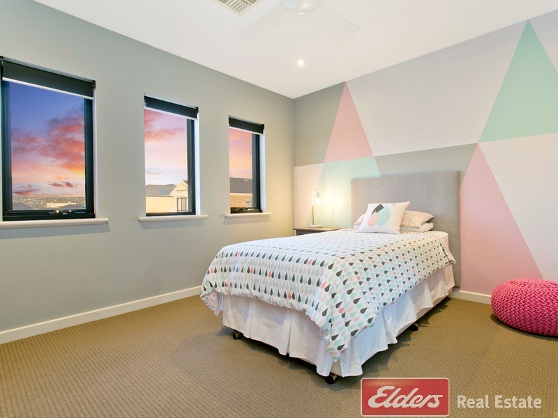 8 Gomera Street, Mawson Lakes SA 5095