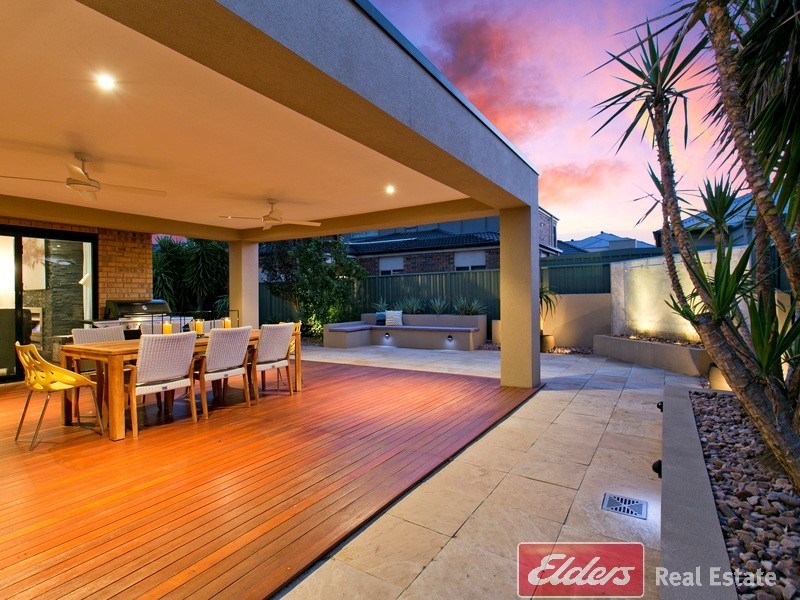 8 Gomera Street, Mawson Lakes SA 5095