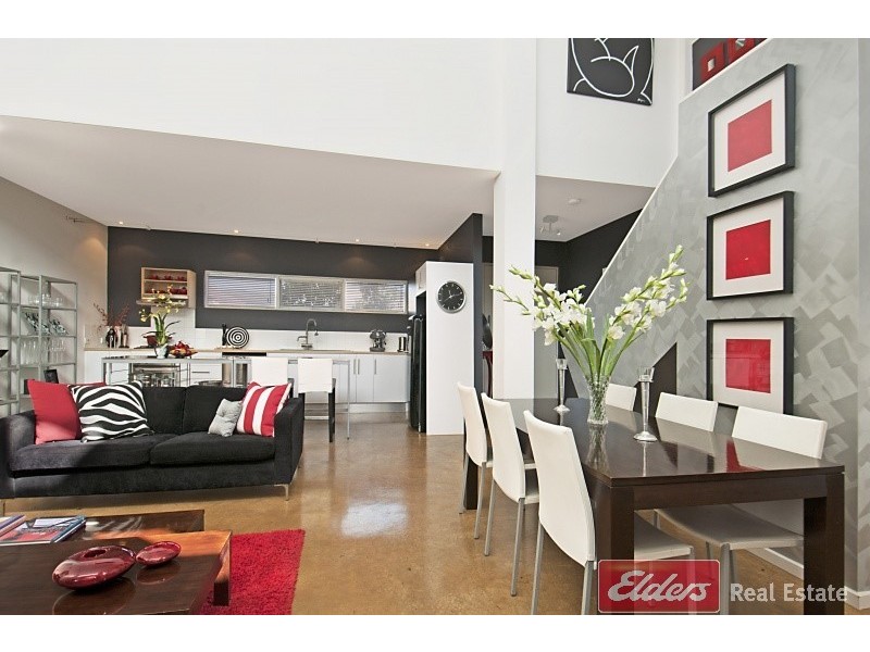 8 Wharfdale Lane, Mawson Lakes SA 5095