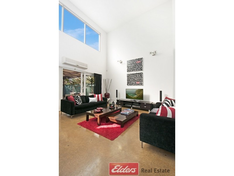 8 Wharfdale Lane, Mawson Lakes SA 5095