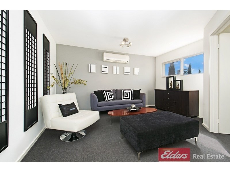 8 Wharfdale Lane, Mawson Lakes SA 5095