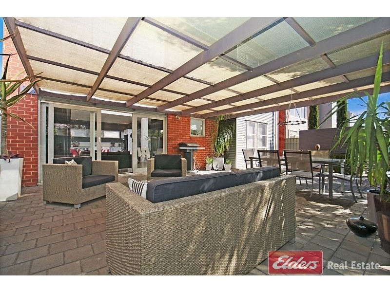 8 Wharfdale Lane, Mawson Lakes SA 5095