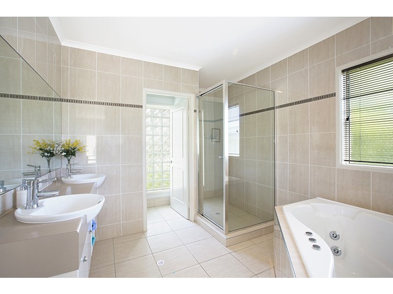 196 Mons School Rd, Buderim QLD 4556