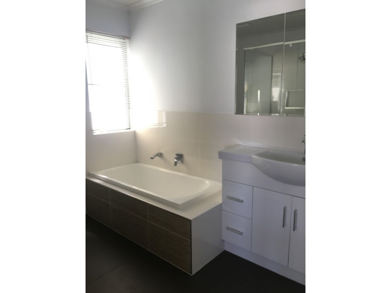5/34 Lows Drive, Pacific Paradise QLD 4564