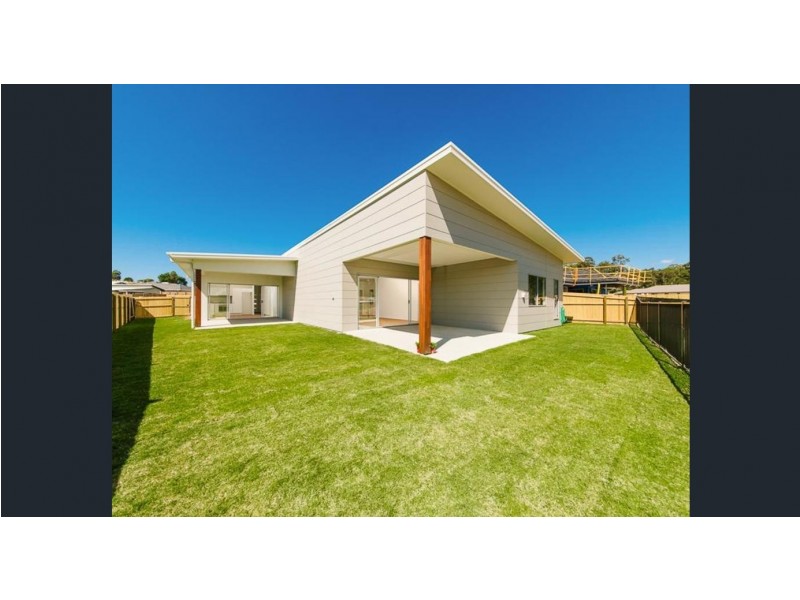 32 Agnes Place, Bli Bli QLD 4560