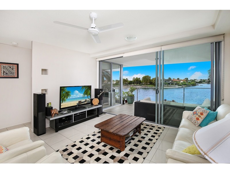 22/51 Grand Parade, Kawana Island QLD 4575
