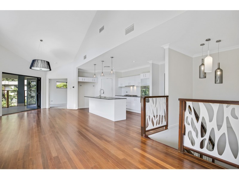 74 Martins Creek Rd, Buderim QLD 4556