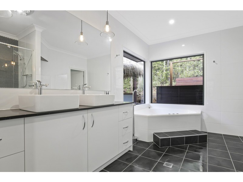 74 Martins Creek Rd, Buderim QLD 4556