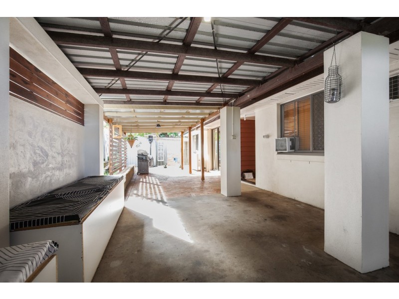 156 Buderim Avenue, Alexandra Headland QLD 4572