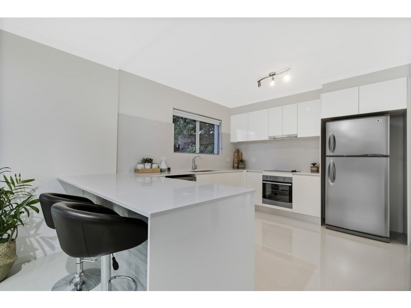 27 Jones Rd, Buderim QLD 4556