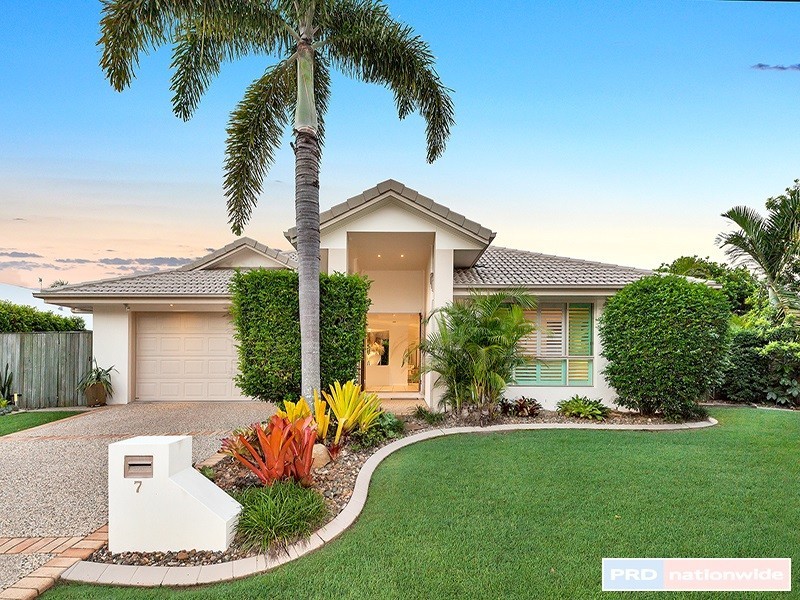 7 Sunorchid Place, Twin Waters QLD 4564