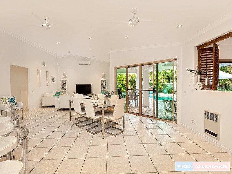 7 Sunorchid Place, Twin Waters QLD 4564