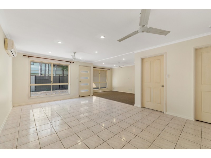 1/88 Lynfield Drive, Caboolture QLD 4510