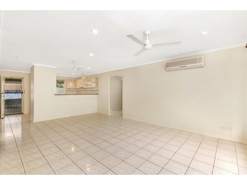 1/88 Lynfield Drive, Caboolture QLD 4510