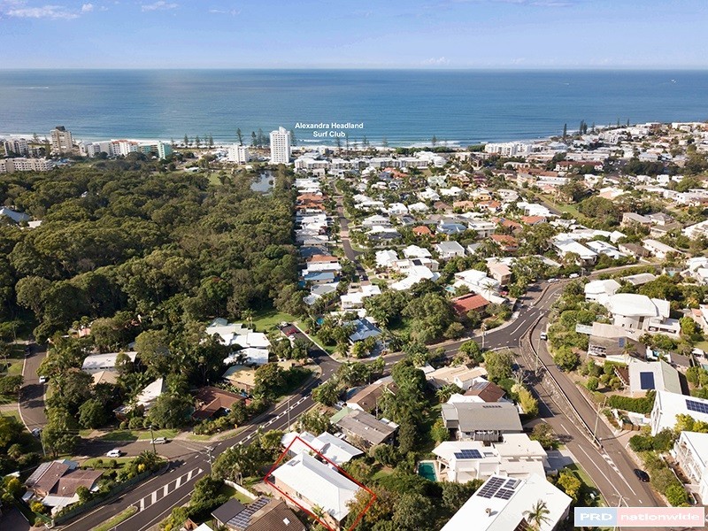7 Yakola Parade, Alexandra Headland QLD 4572