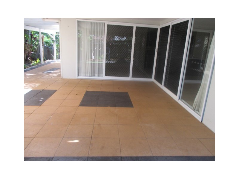 29 Yango Street, Pacific Paradise QLD 4564