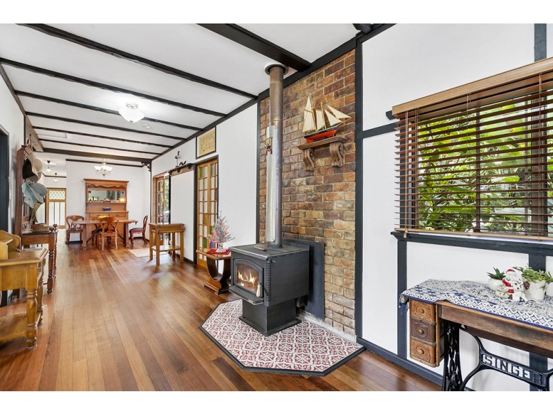 90 Flaxton Drive, Mapleton QLD 4560