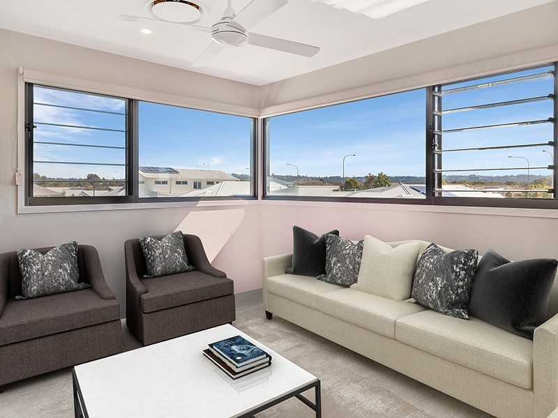 18 Vincent Avenue, Sippy Downs QLD 4556