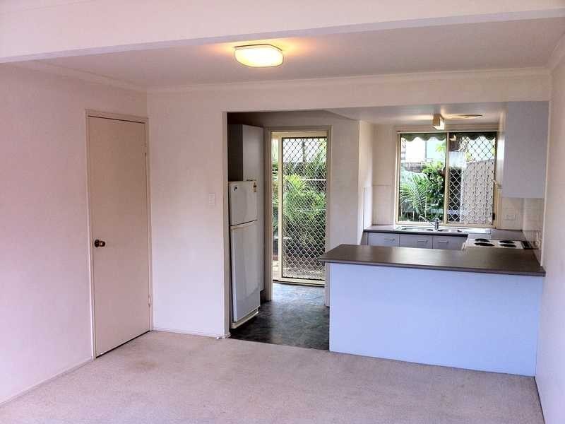 2/27 Baden Powell Street, Maroochydore QLD 4558