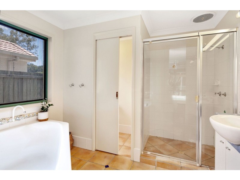 11 Nandewar Drive, Buderim QLD 4556