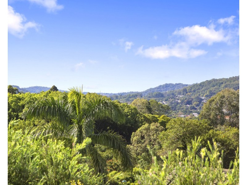 3 Pearl Parade, Nambour QLD 4560